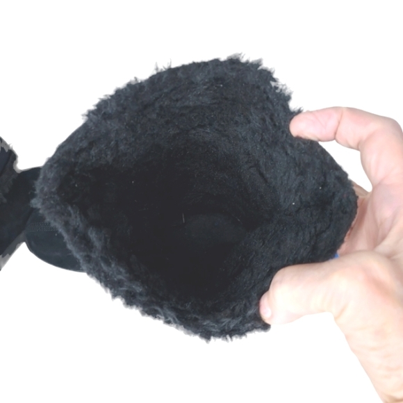 Timberland Women's Mukluk Size 8 Black Suede Pull-on Boots - Picture 11 of 13